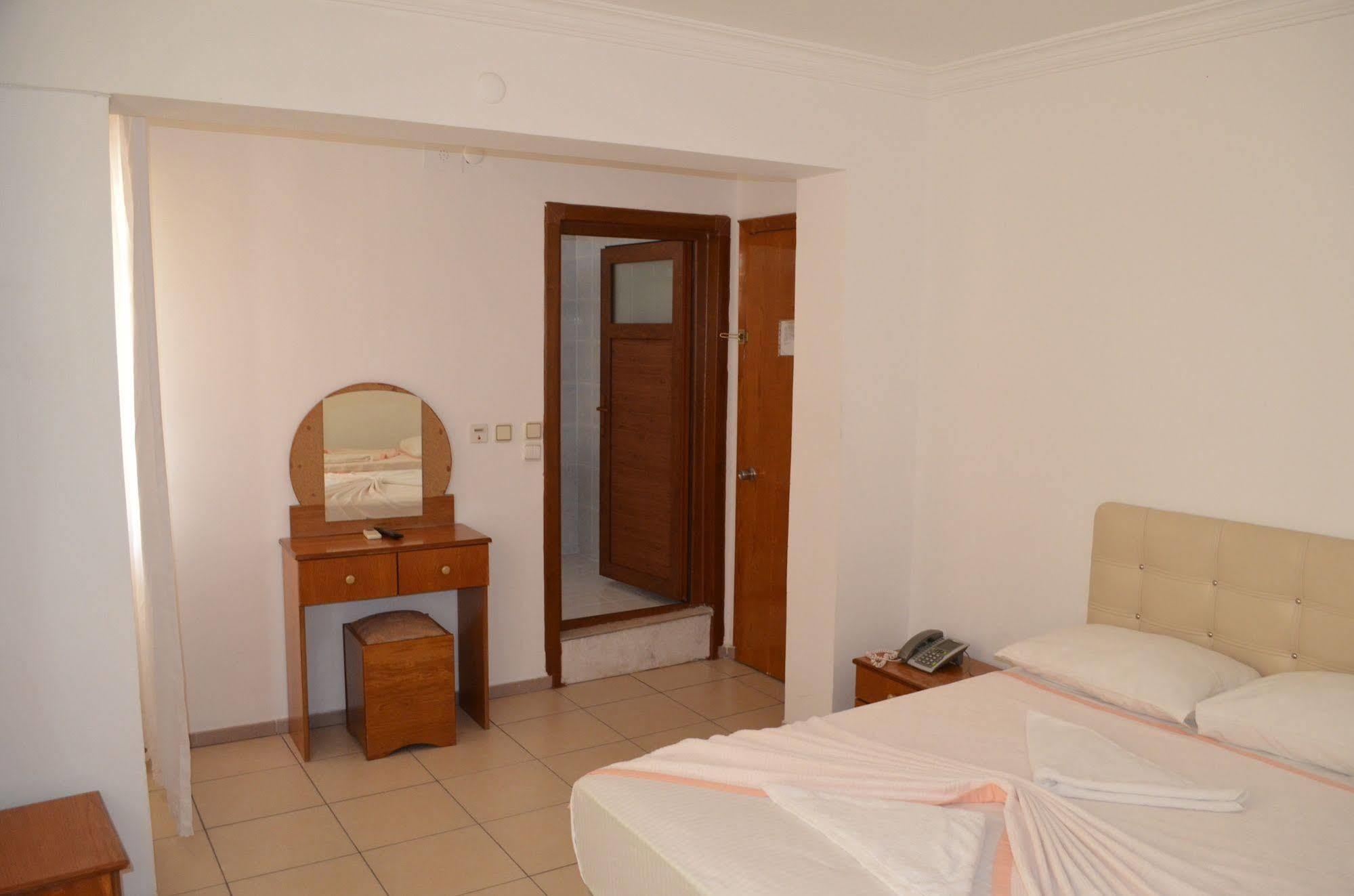 Hotel Prens Yildiz Ayvalı Eksteriør billede